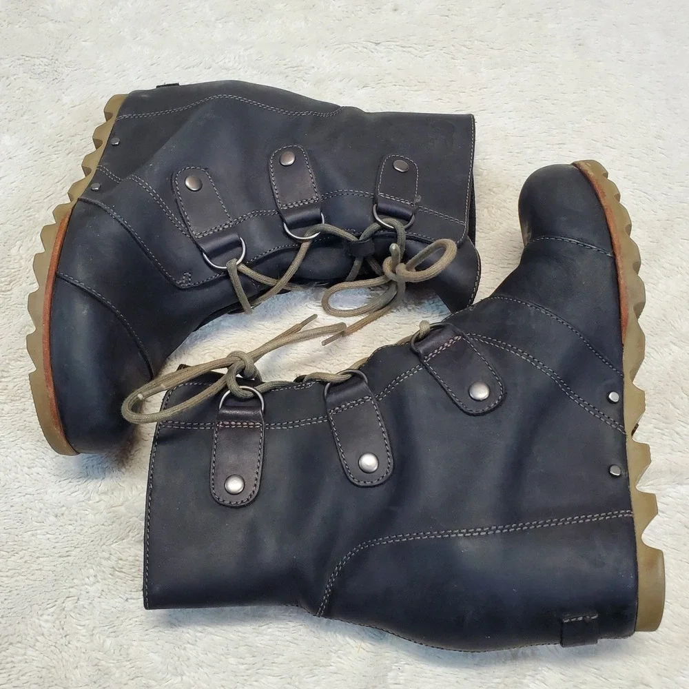 Sorel Black Leather Joan of Arctic Grunge Casual Whimsigoth Wedge‎ Boots 8.5